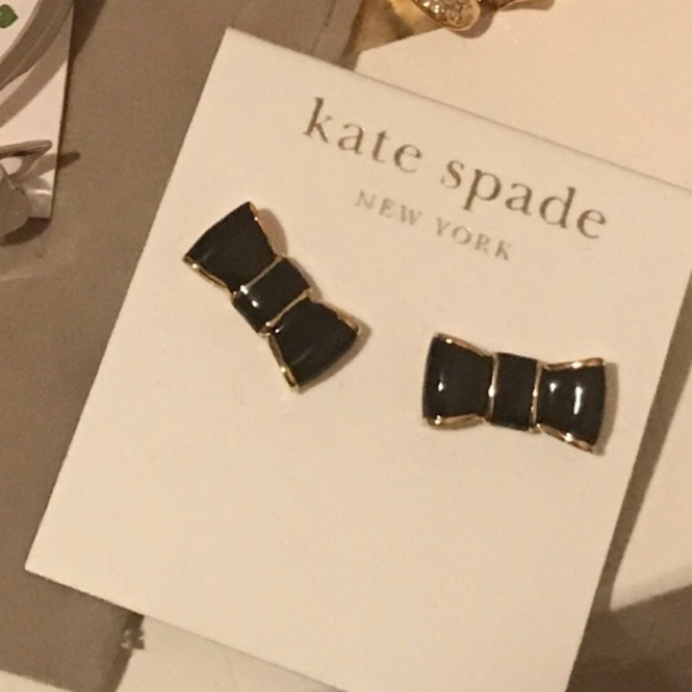 ✨ Black Bow KS Earring Studs
