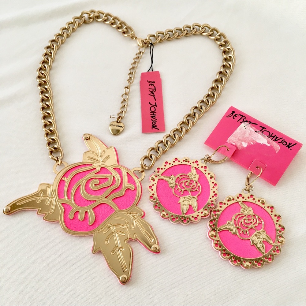 Betsey J ‘Photo Etch’ Pink Rose Jewelry Set  NWT!