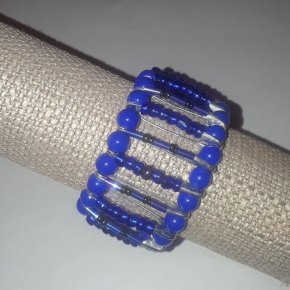 A hand made bracelete by me - Picture 2 of 4