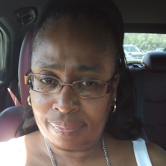 Meet your Posher, Ernestine - Picture 1 of 1