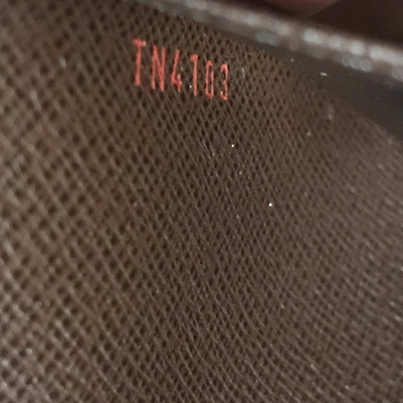 💞SOLD💞Authentic Lv Wallet Denier Evens Set - Picture 2 of 8