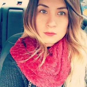 Meet your Posher, Karla