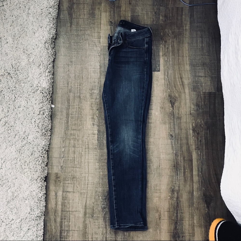 LUCKY BRAND Dark Wash Jeans
