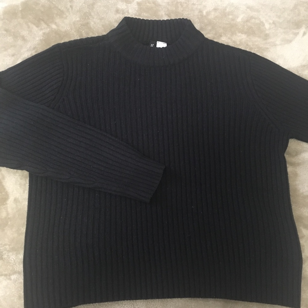 H&M sweater