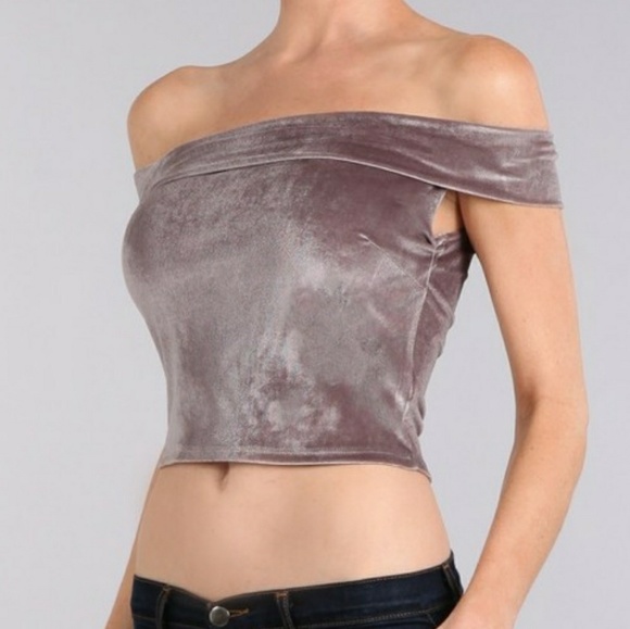 Velvet off shoulder crop top - Picture 3 of 4