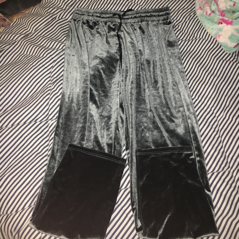 Forest green velvet American Eagle pajama pants!