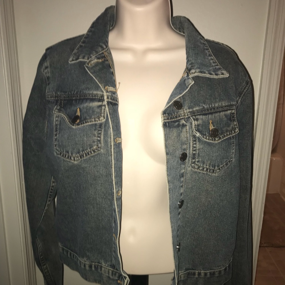 Like New American Eagle Jean Jacket, Size Large!