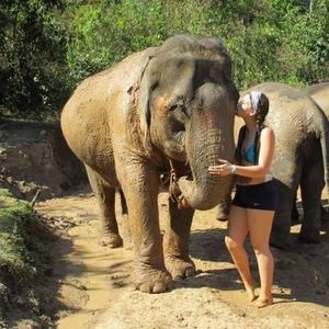 Meet your Posher, Danielle