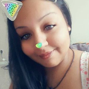 Meet your Posher, Alicia