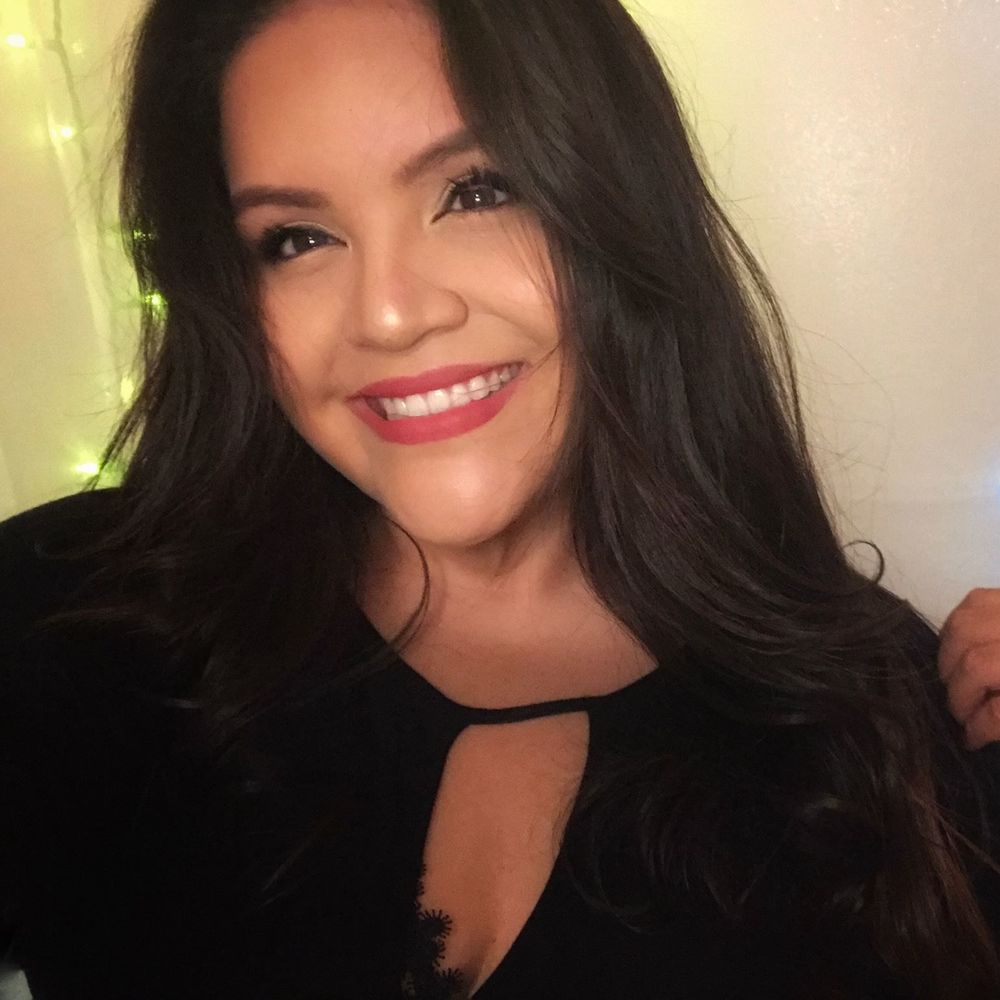 Meet your Posher, Desiree