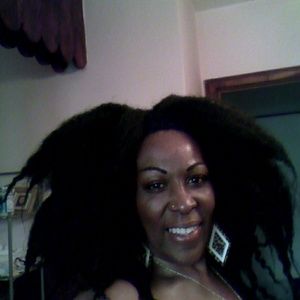 Meet your Posher, Lynn