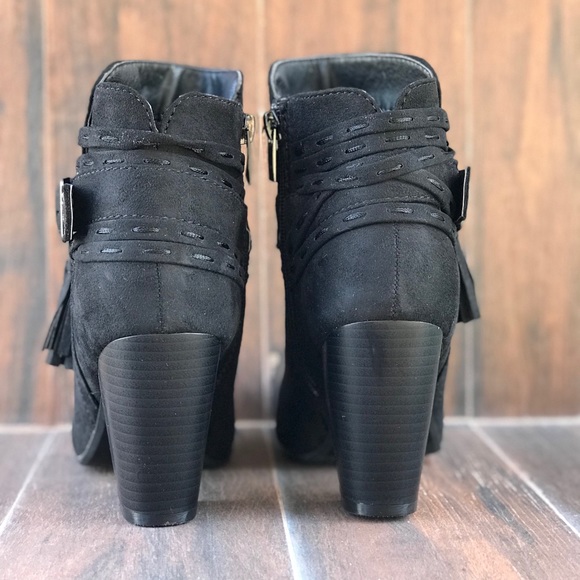 NWT Black Buckle Tassel Block Heel Ankle Boot - Picture 2 of 4