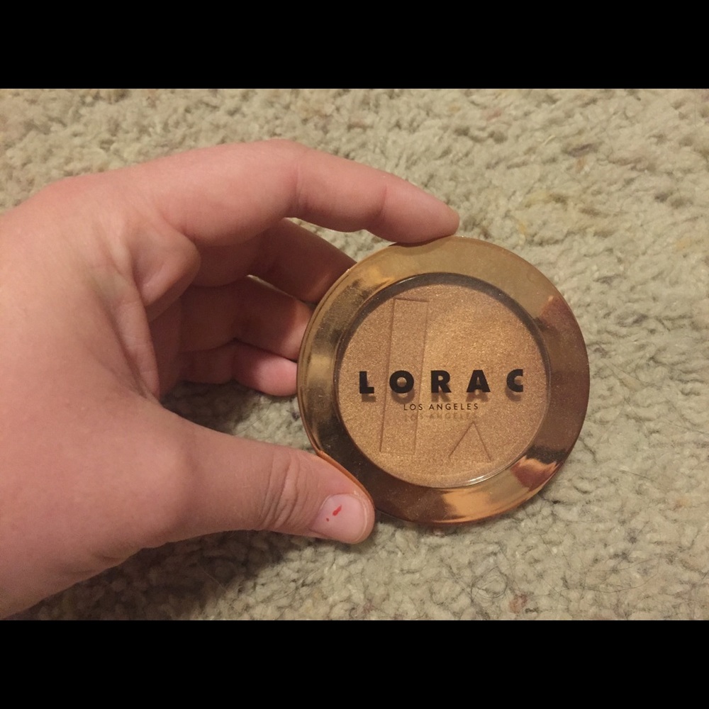 TANtalizer Buildable Bronzing Powder