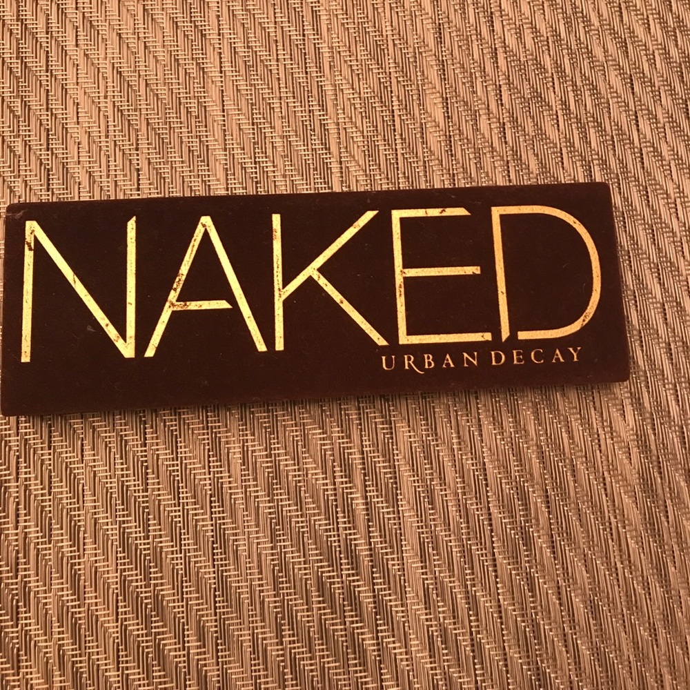 Urban Decay Naked eye shadow