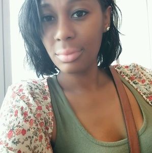 Meet your Posher, Jessica