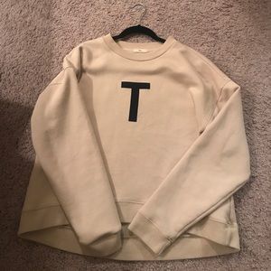 Aritzia sweatshirt