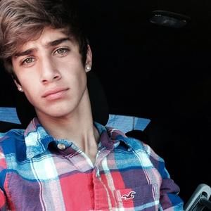 Meet your Posher, Jared