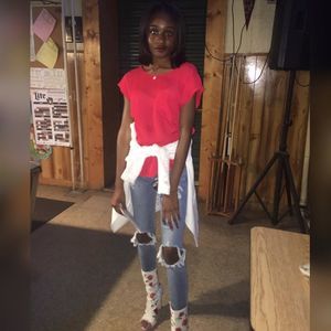 Meet your Posher, Iesha