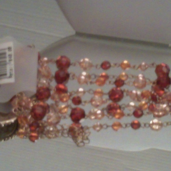 NWTS $40 RETAIL CAMEO STYLE NECKLACE EARRINGS B451 - Picture 4 of 7