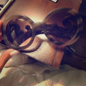 Prada sun glasses