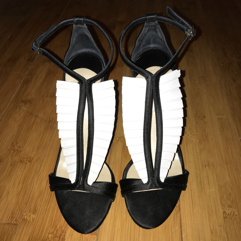 Olagana Paris La Sensuelle 10 Leather Sandals - Picture 3 of 8