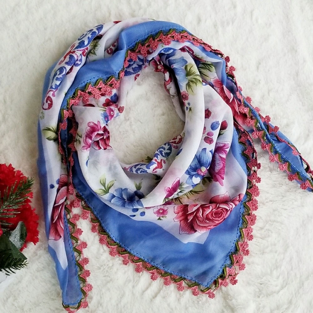 Exotic Hand Made Needle Lace Floral Scarf