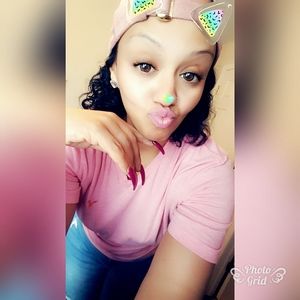 Meet your Posher, Somora