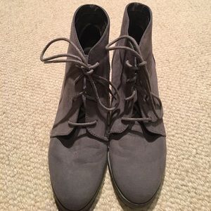 Gray wedge booties