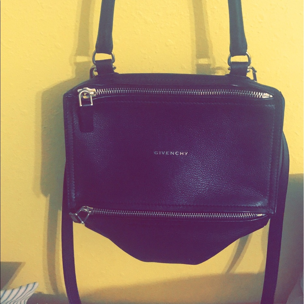 Small pandora bag in Grained Leather