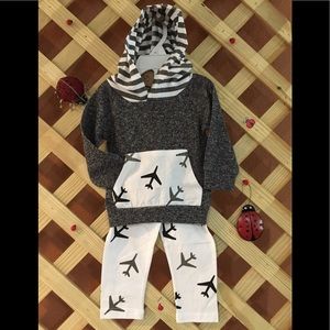 Airplane Design Hoodie Set