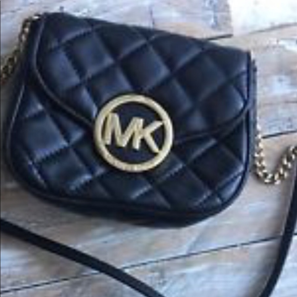 Michael Kors small cross body purse