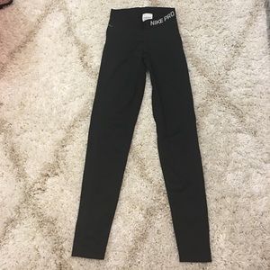 NIKE DRI FIT LEGGINGS