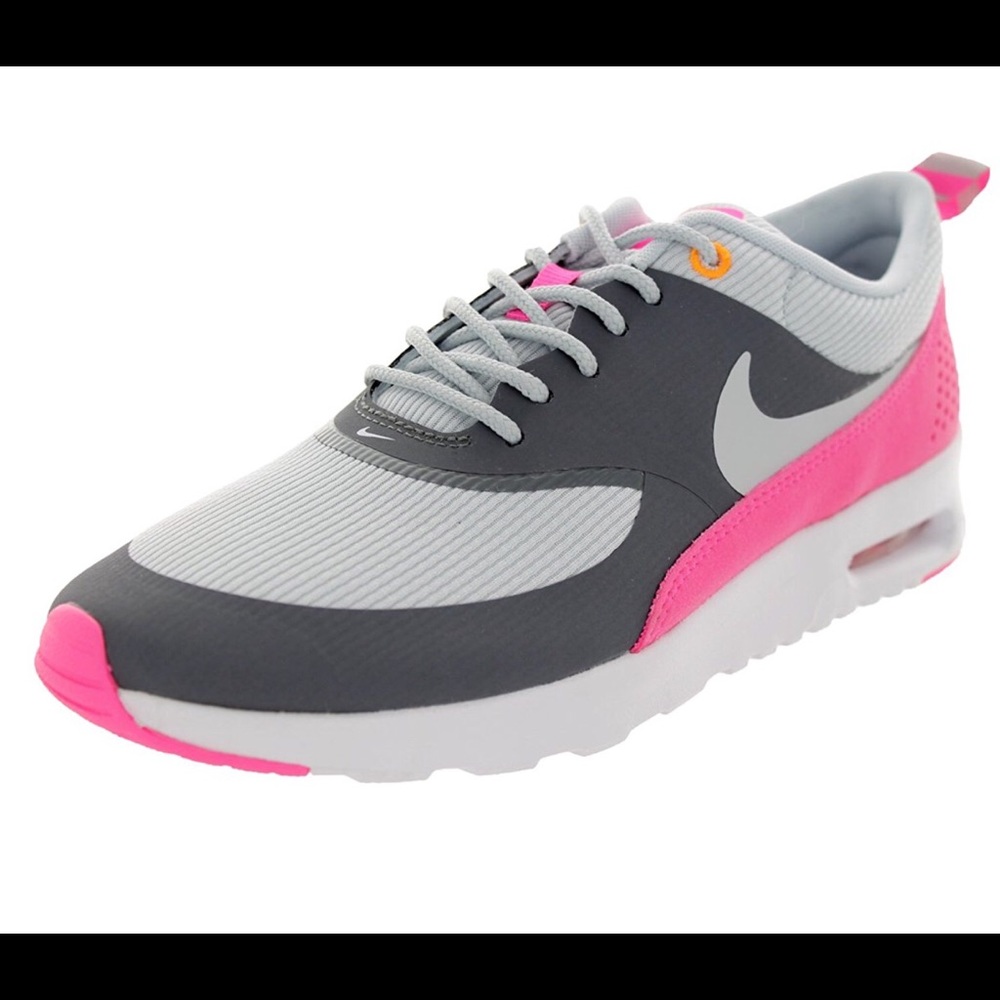 Women’s Sneakers