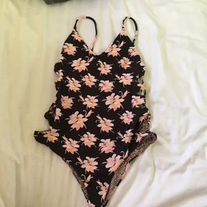 Aloha acacia one piece