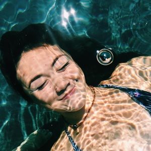 Meet your Posher, Rebecca