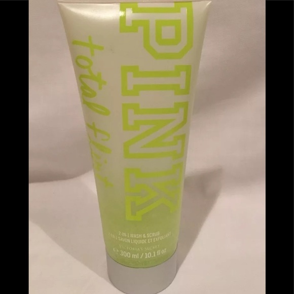 NEW Victoria's Secret PINK Flirt 2in1 Wash & Scrub - Picture 1 of 2