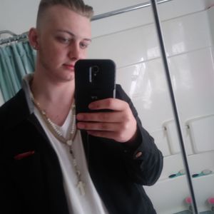 Meet your Posher, Matt