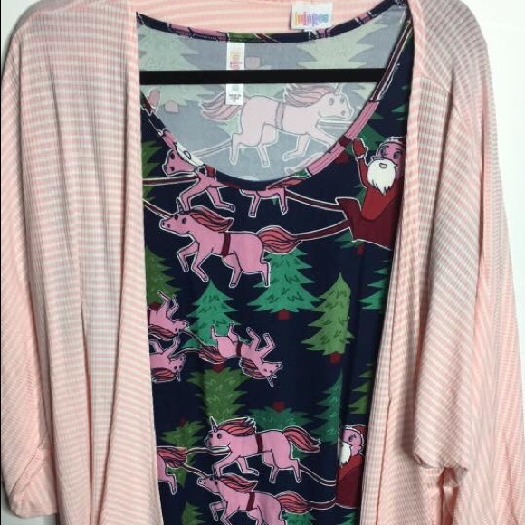 Lularoe 3XL Classic Unicorn Xmas Top - Picture 3 of 3