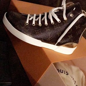 Louis Vuitton high top sneakers