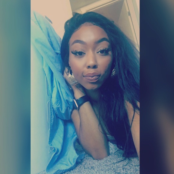 Meet your Posher, Toni - Picture 1 of 1