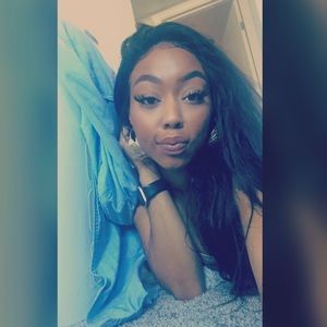 Meet your Posher, Toni