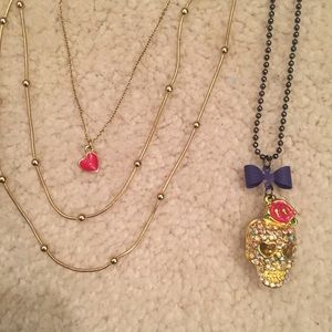 Skull Necklace w Heart Necklace