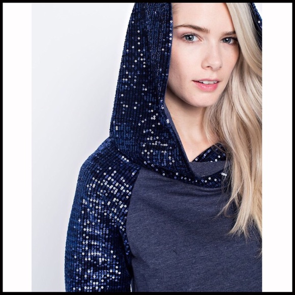 Sequined Hoodie - Picture 2 of 8