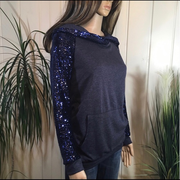 Sequined Hoodie - Picture 6 of 8