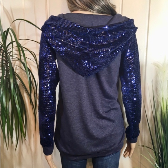 Sequined Hoodie - Picture 7 of 8