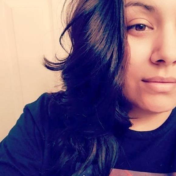 Meet your Posher, Krystal - Picture 1 of 1