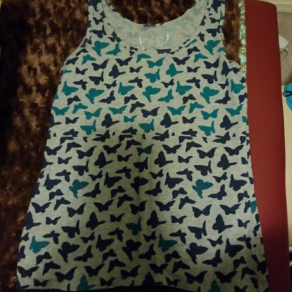 Rue21 butterfly tank