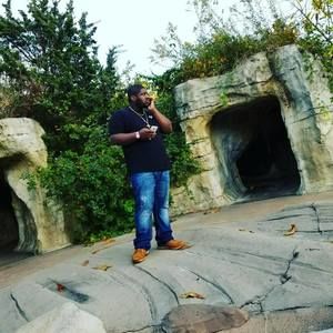 Meet your Posher, Ys