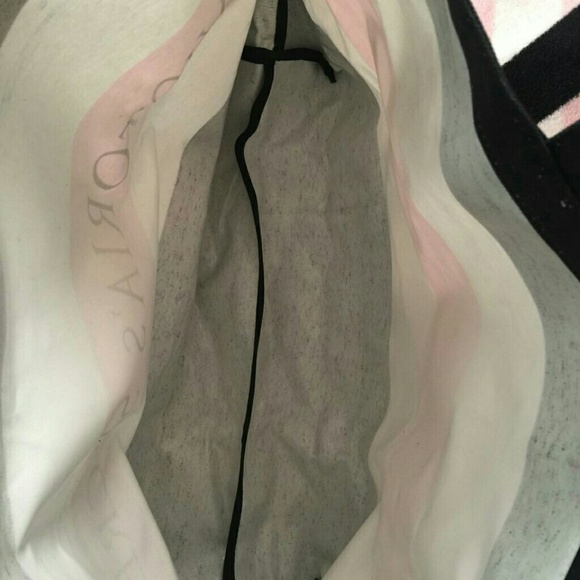 BNWT Bag & Matching Blanket - Picture 3 of 4