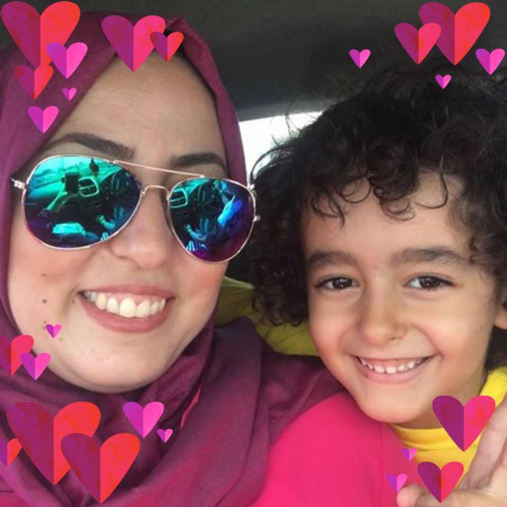 Meet your Posher, Sakina